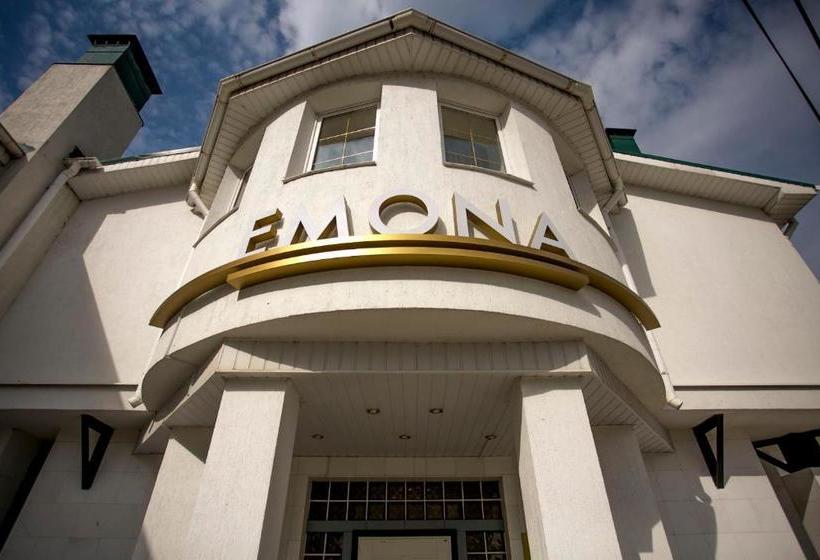 בית מלון כפרי Emona