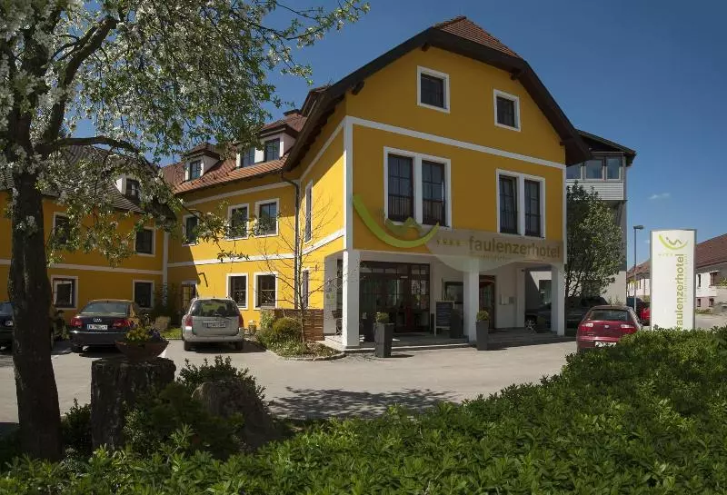 Hotelli Faulenzer