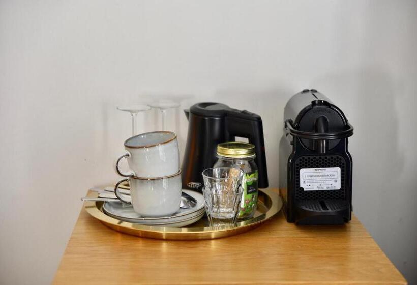 هتل Hofje Van Maas