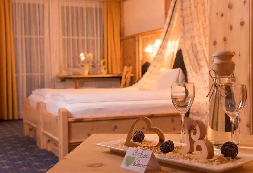 Отель Mölltalerhof