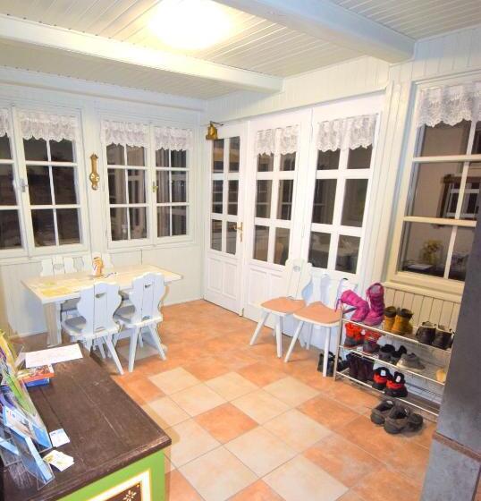 Отель Pension St. Moritz