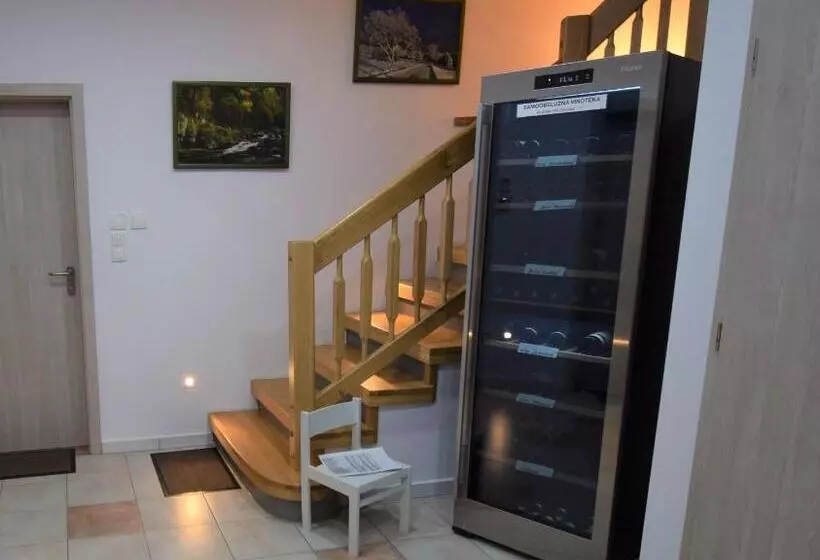 ホテル Pension St. Moritz