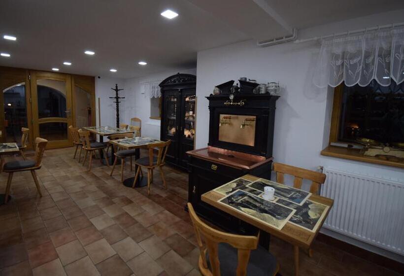 Отель Pension St. Moritz