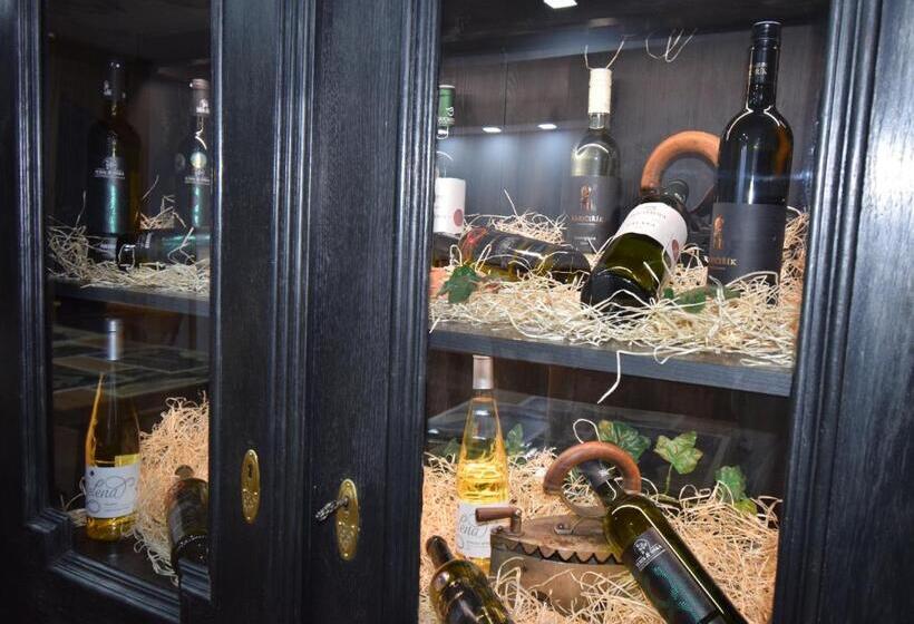 Отель Pension St. Moritz