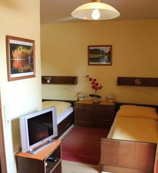 Отель Pension Stadlhuber Aktivpark Kremsmünster