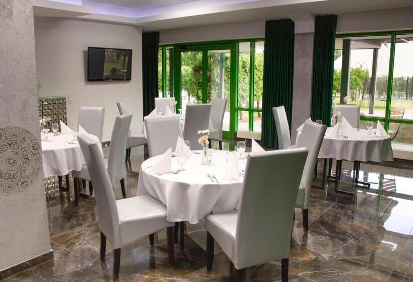 فندق Promenada Biznes & Wypoczynek