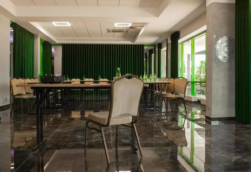 Hotel Promenada Biznes & Wypoczynek