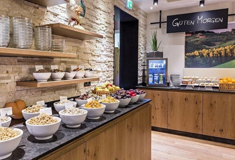 Urdlwirt   Hotel & Restaurant