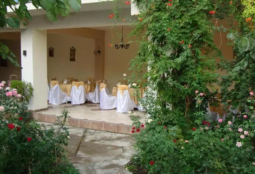 Hotel Hostel Tropical