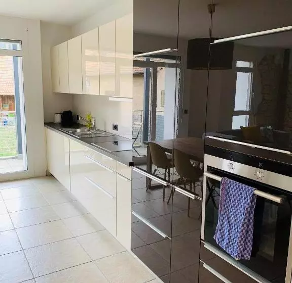 בית מלון כפרי Und Restaurant Zum Hirschen