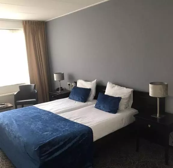 ホテル Van Der Valk Purmerend