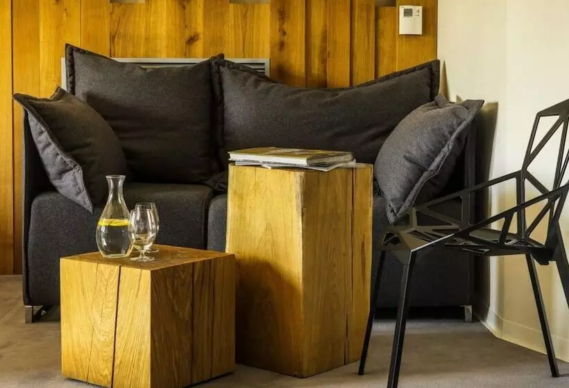 Hot_elarnia Hotel & Spa