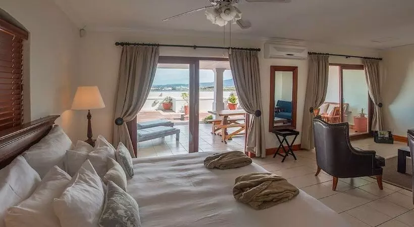 بنسيون Berg En Zee Guesthouse
