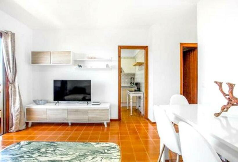 2 Bedrooms Appartement With Sea View Furnished Balcony And Wifi At Bajamar 1 Km Away From The Beach