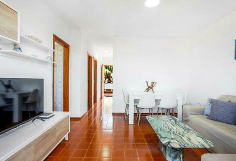 2 Bedrooms Appartement With Sea View Furnished Balcony And Wifi At Bajamar 1 Km Away From The Beach