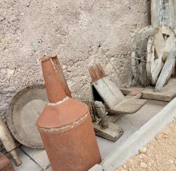 تختخواب و صبحانه Tatev 1