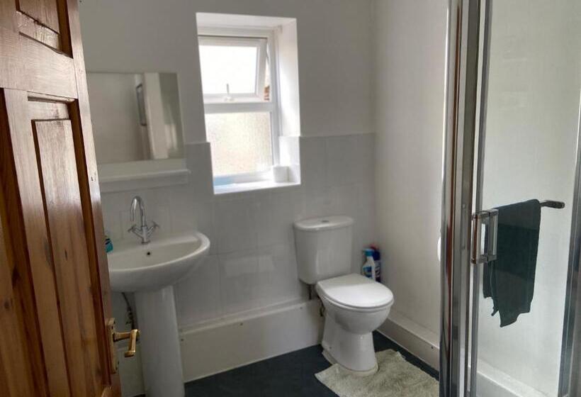 Cosy 1 Bedroom Cottage With Indoor Open Fireplace