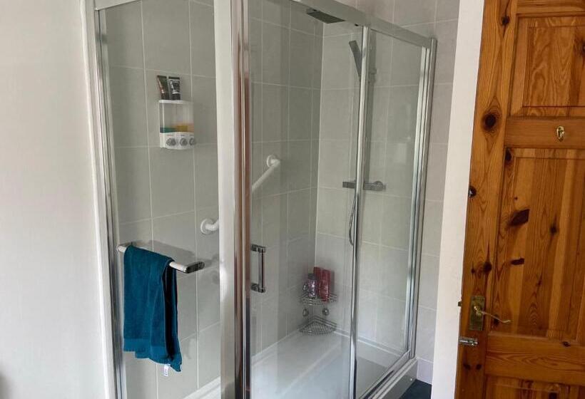 Cosy 1 Bedroom Cottage With Indoor Open Fireplace