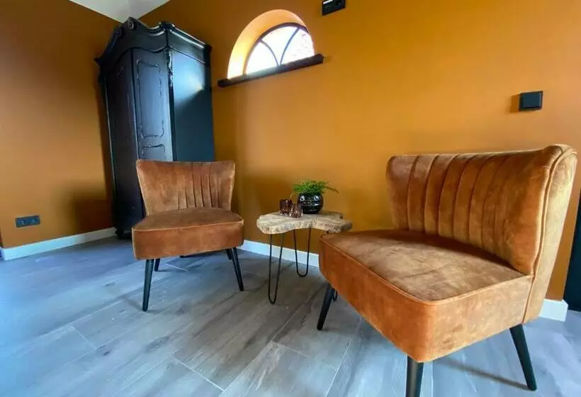 Domestico Bed & Breakfast