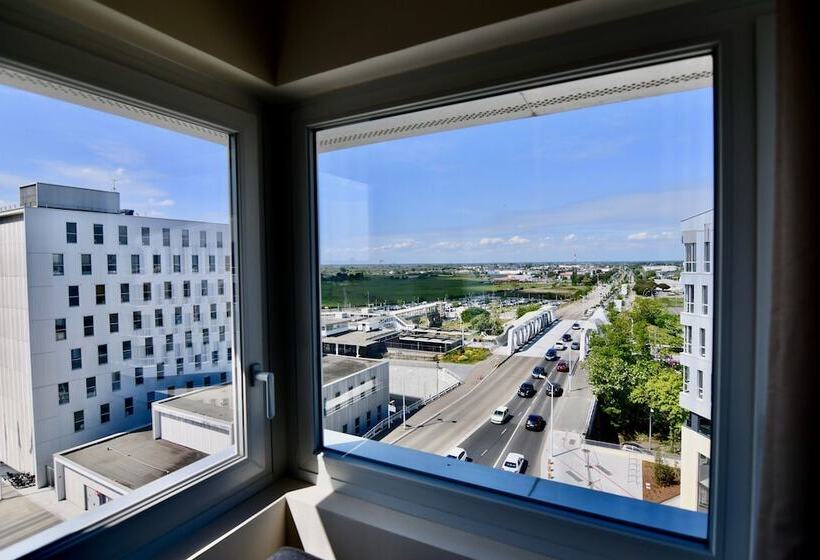 فندق Ibis Styles Saint Nazaire Centre Gare