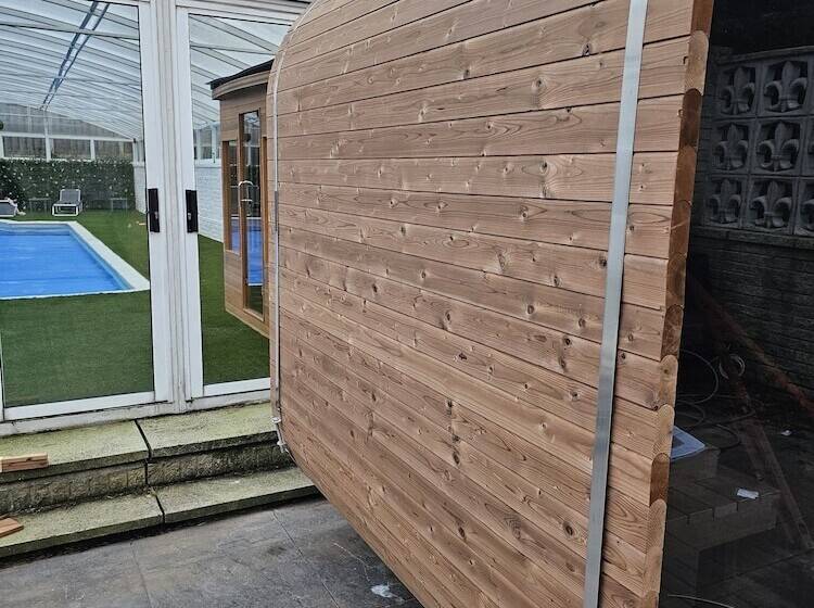 Luxury Spa Party Home   Pool Hottub Bar Sauna