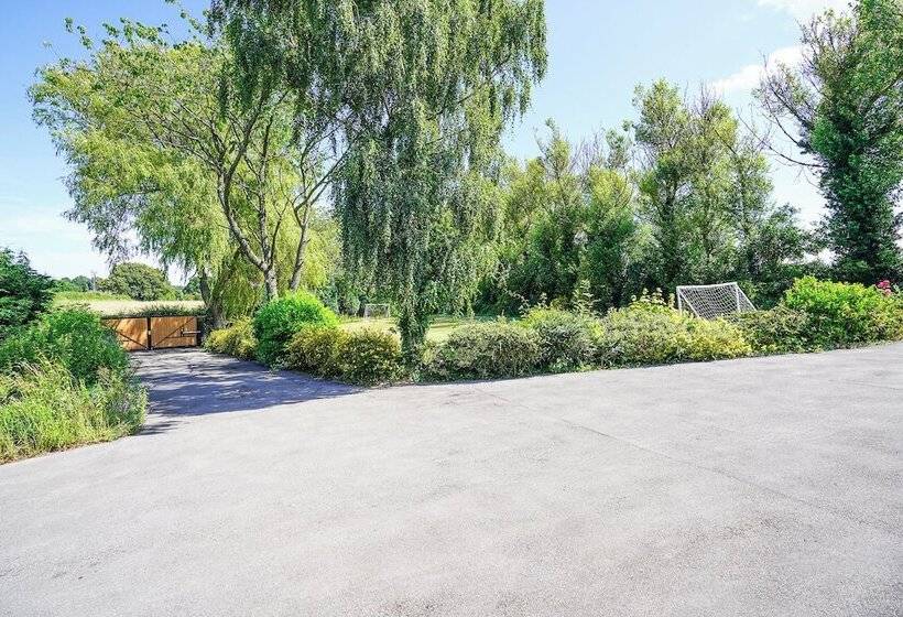 Luxury Spa Party Home   Pool Hottub Bar Sauna