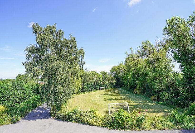 Luxury Spa Party Home   Pool Hottub Bar Sauna