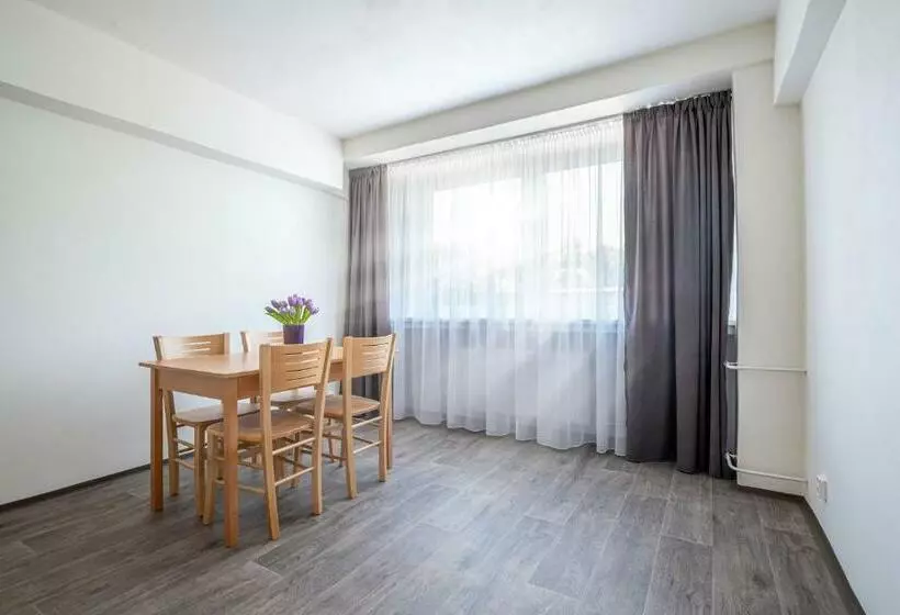 Retkeilymaja Apartmány A Studia Zámecký Park