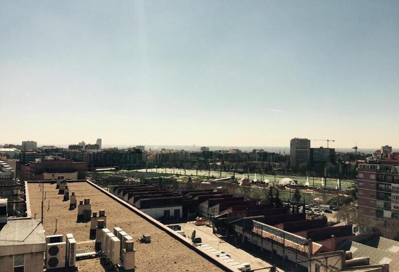 Apartamento En Chamberí Con Piscina Lovely Apartment In The City Center With Swimming Pool