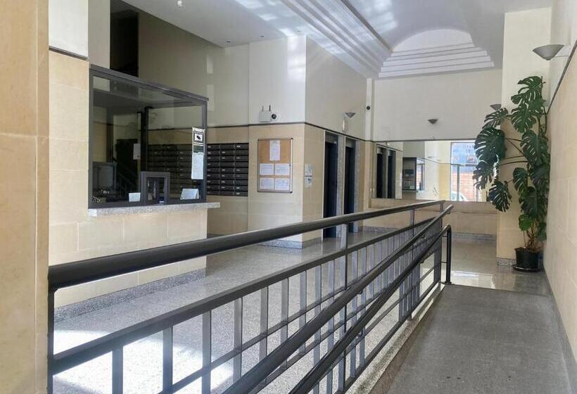 Apartamento En Chamberí Con Piscina Lovely Apartment In The City Center With Swimming Pool