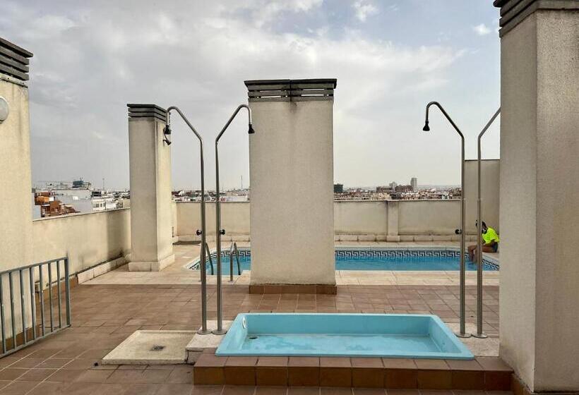 Apartamento En Chamberí Con Piscina Lovely Apartment In The City Center With Swimming Pool