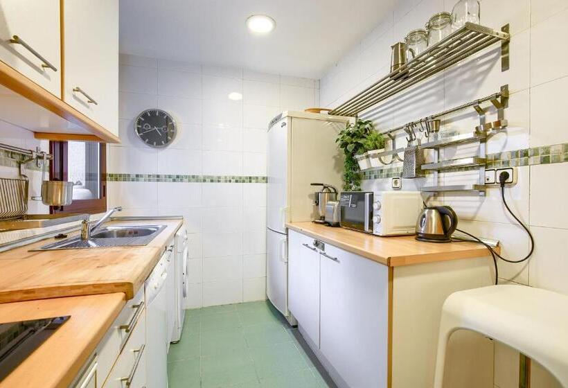 Apartamento En Chamberí Con Piscina Lovely Apartment In The City Center With Swimming Pool