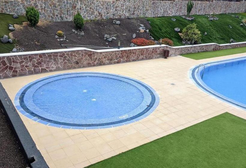 Espacioso Apartamento De 2 Dormitorios