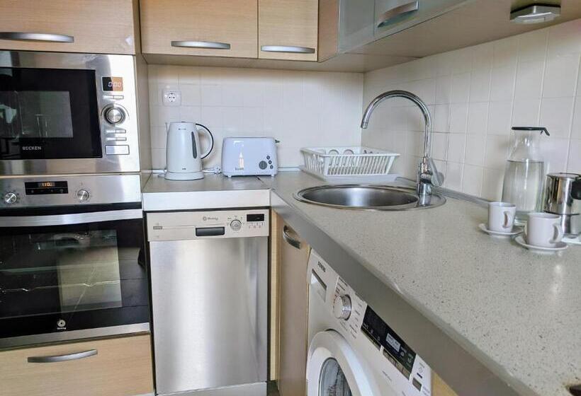 Espacioso Apartamento De 2 Dormitorios