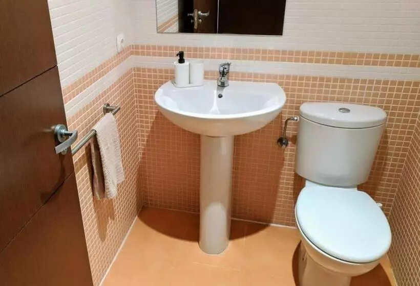 Espacioso Apartamento De 2 Dormitorios