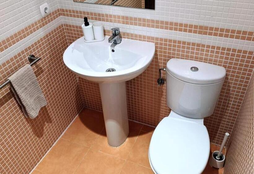 Espacioso Apartamento De 2 Dormitorios