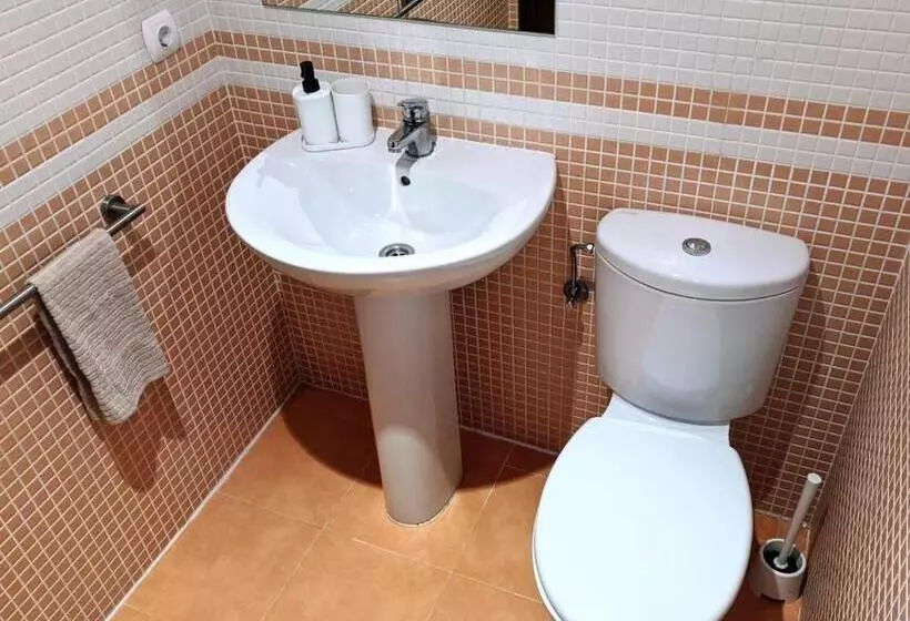 Espacioso Apartamento De 2 Dormitorios