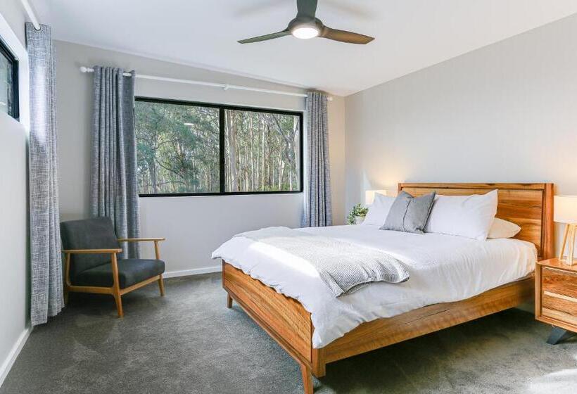 Karri Forest Vista Peaceful Home With Forest Views