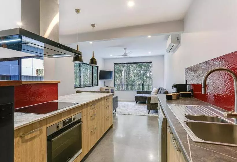 Karri Forest Vista Peaceful Home With Forest Views