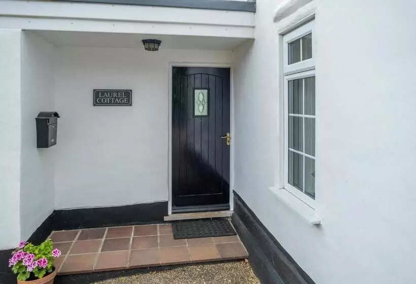 Laurel Cottage   Aldeburgh Coastal Cottages