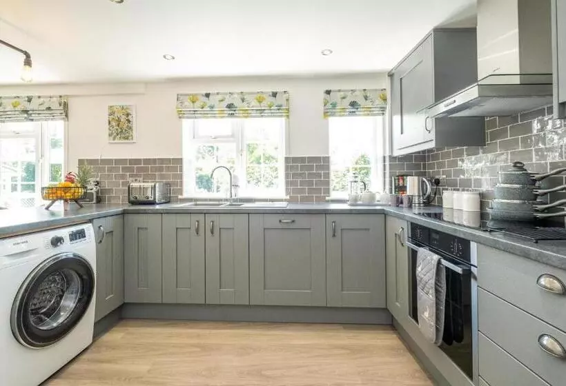 Laurel Cottage   Aldeburgh Coastal Cottages