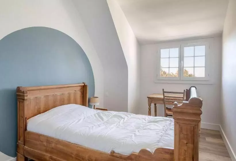 Maison En Front De Mer  10 Personnes   Jardin