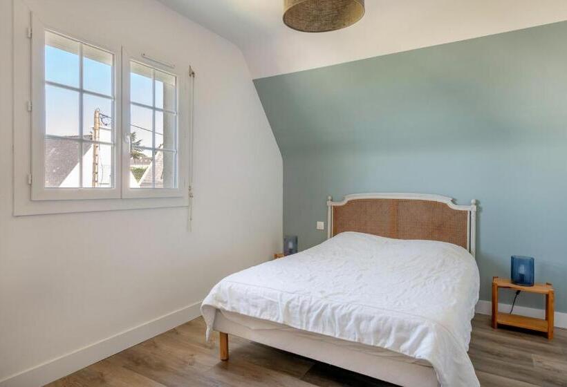 Maison En Front De Mer  10 Personnes   Jardin