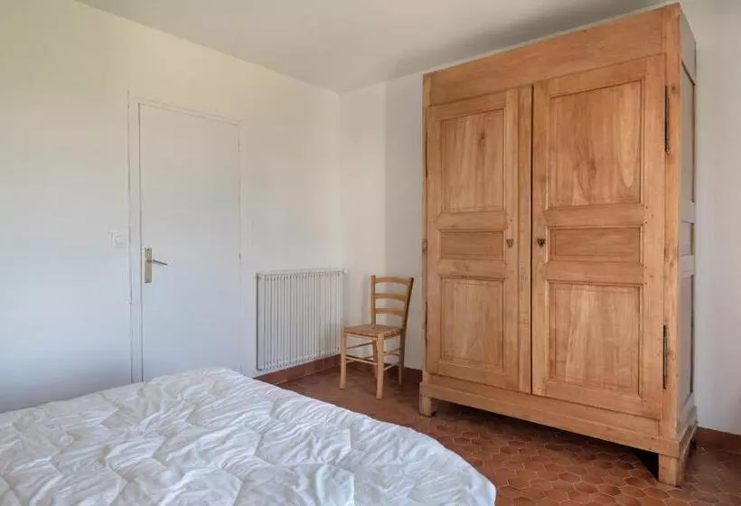 Maison En Front De Mer  10 Personnes   Jardin