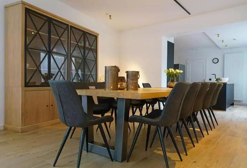 Maison Maxine, Vakantiewoning Voor 12 Personen