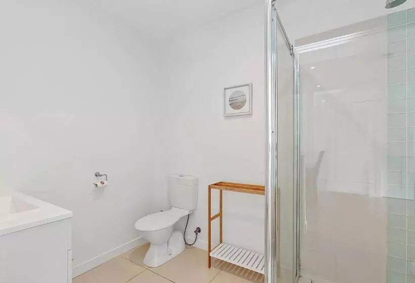 Seaview Apollo Escape