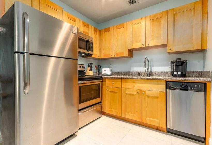 Steps To Sand And Sea 3