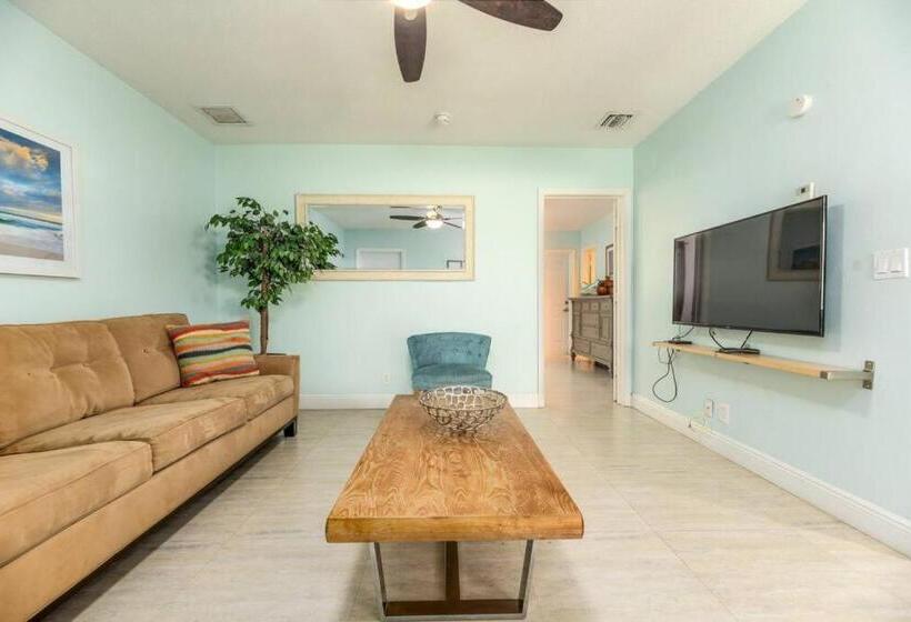 Steps To Sand And Sea 3