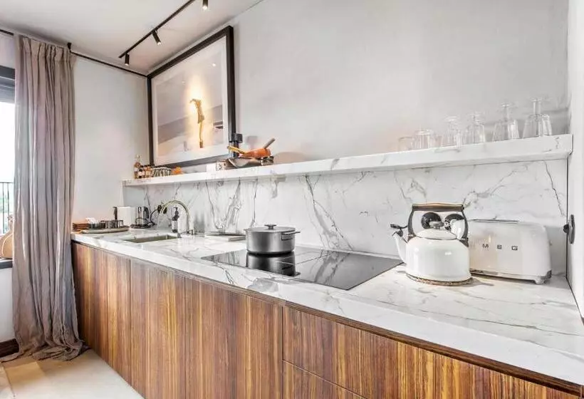 The Rooftop Suite Luxueuze Bohemian Penthouse
