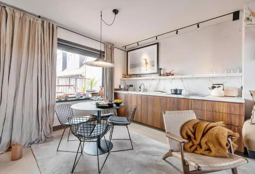 The Rooftop Suite Luxueuze Bohemian Penthouse